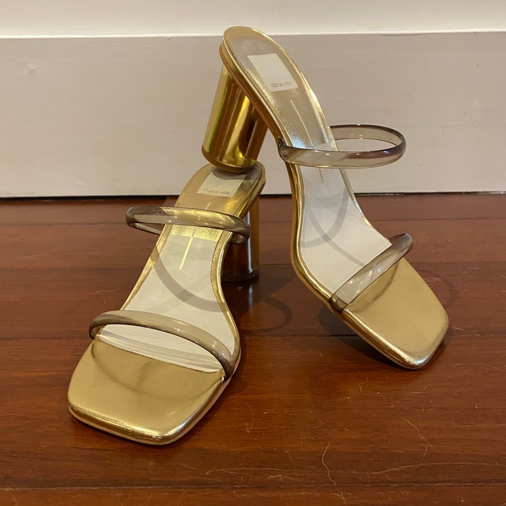 Dolce Vita Noles heel gold vinyl